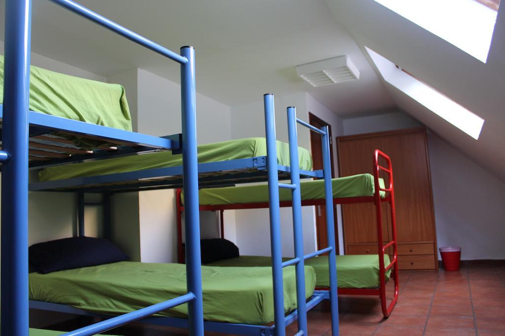 Albergue De Canfranc Estacion Cameră foto