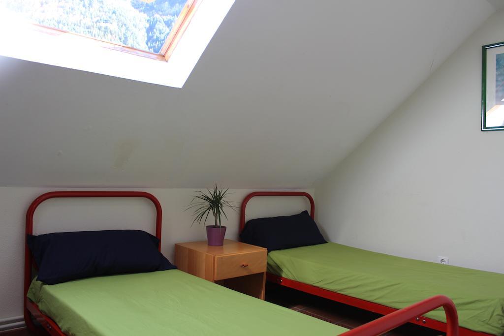 Albergue De Canfranc Estacion Cameră foto
